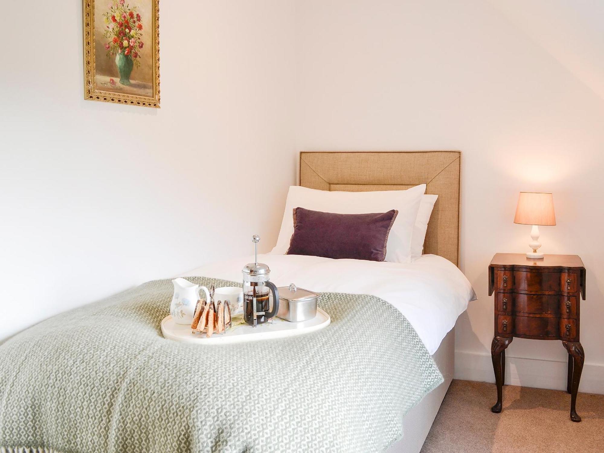 Вилла The Coach House Alford  Экстерьер фото